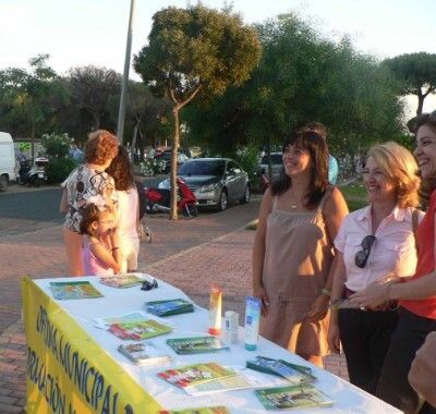 Consumo aconseja en Mazagón medidas para combatir el calor