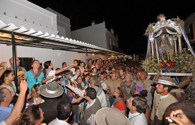 El runrún: Cuidado con lo que se canta en El Rocío