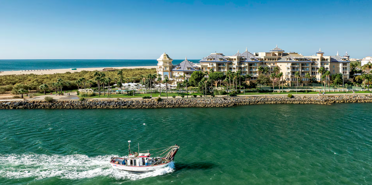 Imagen del hotel Meliá Isla Canela, junto a la playa