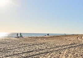 La Playa de Huelva que se encuentra en un Paraje Natural y ha sido premiada con una bandera azul