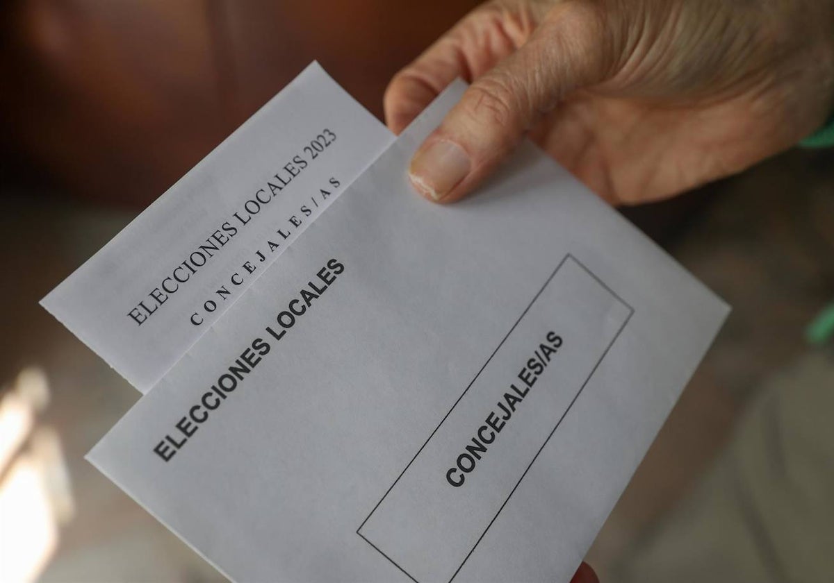 Papeletas para el voto por correo en las elecciones municipales
