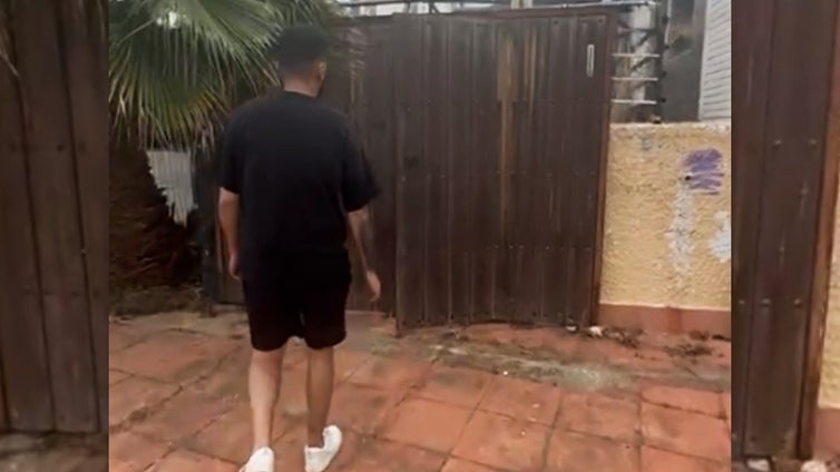 Andrés Urbex, el 'tiktoker' de Huelva que se ha hecho viral explorando lugares abandonados