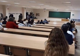 Polémica en un tribunal de oposiciones de Secundaria en Huelva: aspirantes denuncian que no se garantizó su anonimato