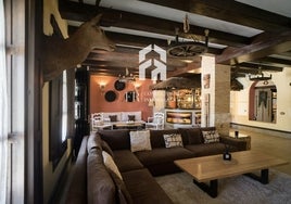 El impresionante chalet de diseño que está en venta en El Rocío por 1,5 millones de euros con casi 500 metros cuadrados