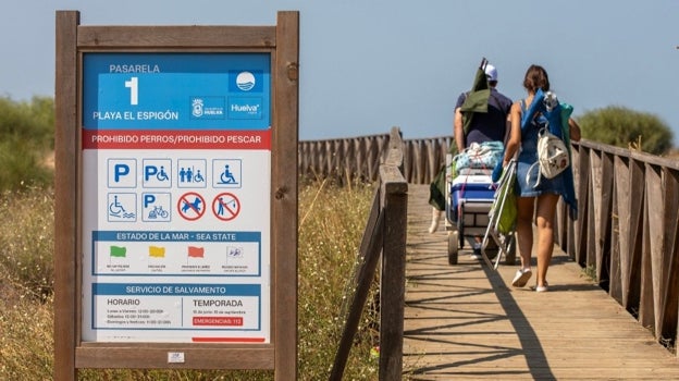 Estas son las 20 playas accesibles en la costa de Huelva según la guía de Cocemfe y Andalucía Inclusiva