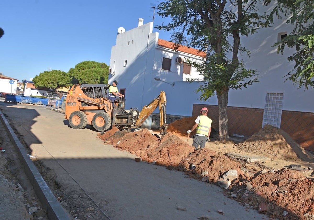 Las obras de mejora de la accesibilidad en la barriada de los Pescadores de Punta Umbría