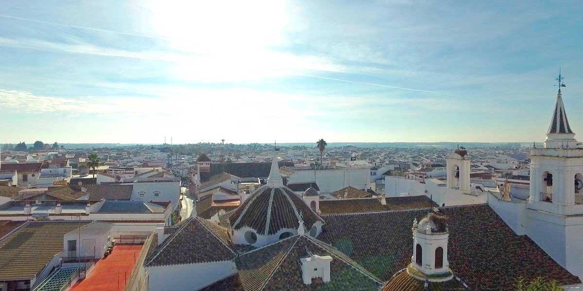 Panorámica del núcleo urbano de Almonte