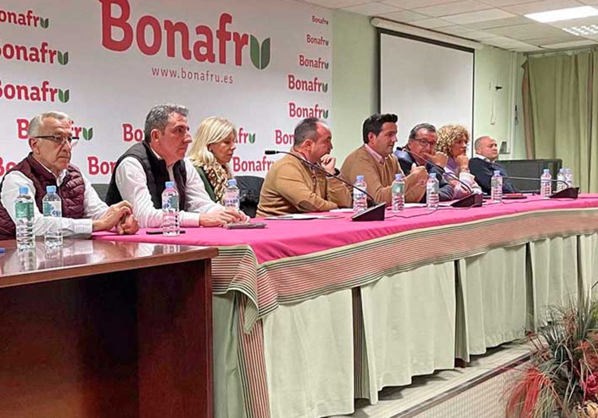 La asamblea del martes, con representantes de todas las administraciones