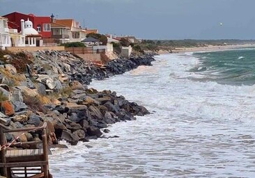 ¿Por qué ha desaparecido la playa de El Portil?