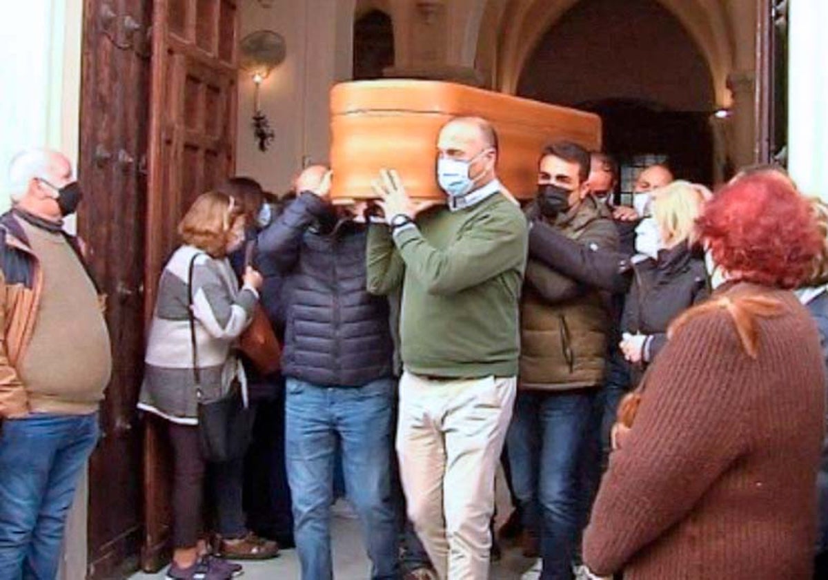 Funeral por el patrón fallecido en el naufragio