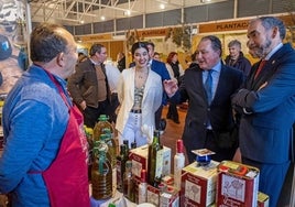 Toscano destaca el apoyo de la Diputación a los pequeños municipios en la inauguración de 'Oleozufre 2024'