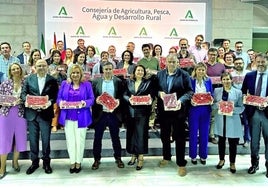Crespo anima a comprar fresa de Huelva porque es garantía de «un producto de calidad, saludable y sostenible»