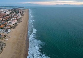 ¿Por qué el agua de las playas de Huelva está tan fría?