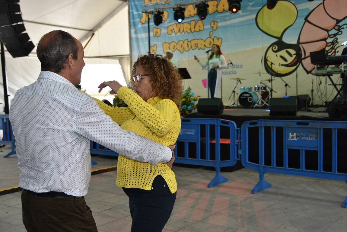 Sigue la fiesta y el ambientazo en la Feria de la Gamba de Punta Umbría. Estos son los conciertos del sábado