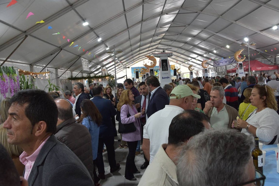 Sigue la fiesta y el ambientazo en la Feria de la Gamba de Punta Umbría. Estos son los conciertos del sábado