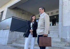 El PSOE acusa al alcalde de Punta Umbría de presunta prevaricación, malversación y continuidad delictiva en la venta del SAPU 5