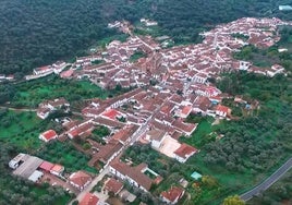 El centro histórico de este pequeño pueblo de Huelva que está declarado como Bien de Interés Cultural