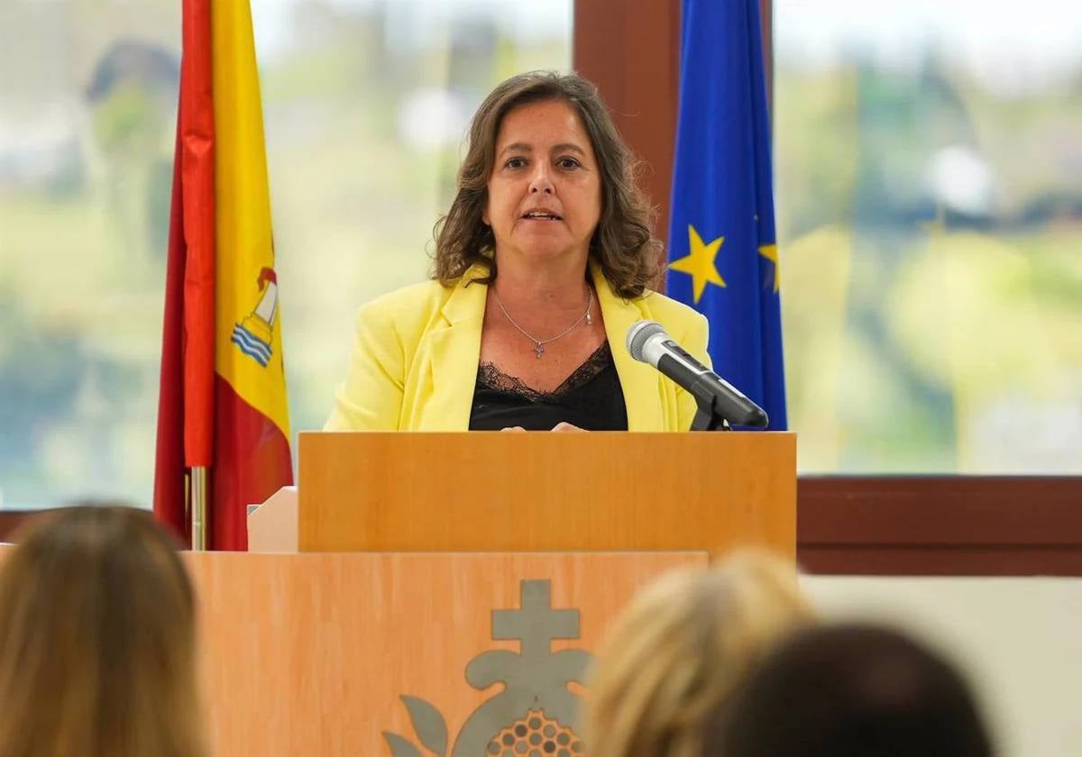 Catalina García, consejera de Salud