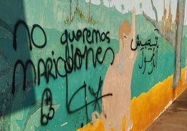 Investigan pintadas homófobas en el colegio de San Juan del Puerto