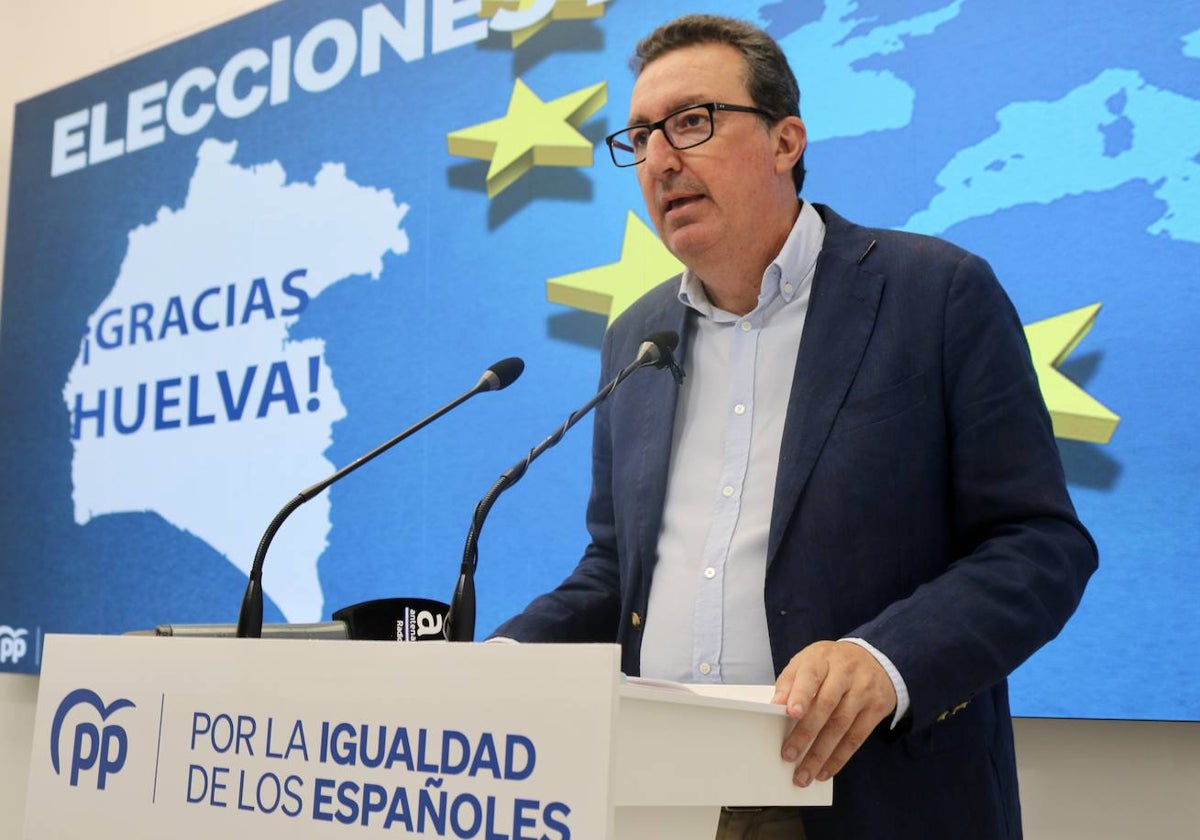 Manuel Andrés González, presidente del PP de Huelva