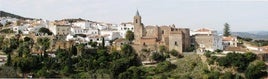 El pequeño pueblo de Huelva que se encuentran junto a Aracena y está declarado como Bien de Interés Cultural