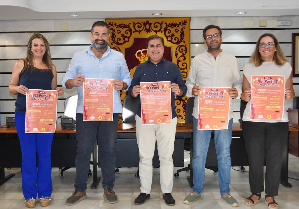 La presentación en el Ayuntamiento de Punta Umbría de la Feria de El Portil y Nuevo Portil