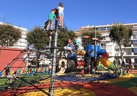 Así es el nuevo parque infantil de la plaza de los Marineros en Punta Umbría