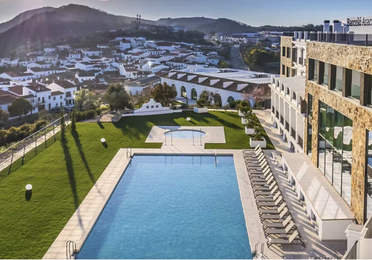 Vistas de la Sierra desde este hotel de Aracena