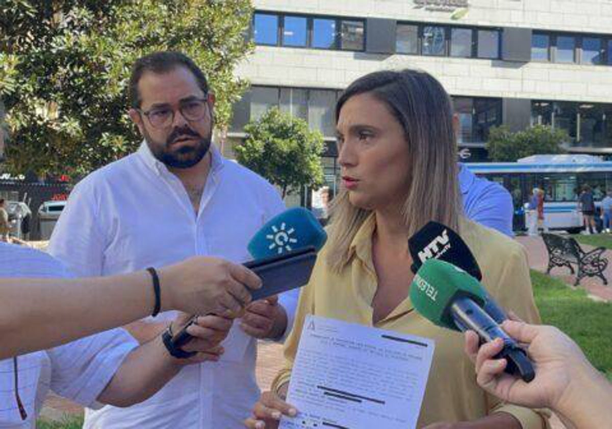 María Márquez llama «desbandá» a la salida de los alcaldes del PP y cree que dejan «tirados» a los vecinos de esos cuatro municipios de Huelva