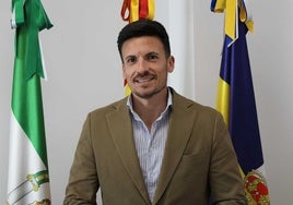 ¿Quién es Adrián Cano, el sucesor de David Toscano como alcalde de Aljaraque?
