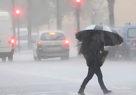El aviso naranja continúa en toda la provincia de Huelva tras una noche «tranquila y sin incidencias»