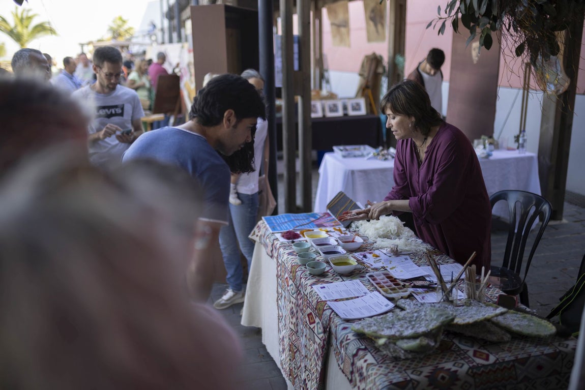 La jornada de puertas abiertas del Muelle de las Carabelas, en imágenes