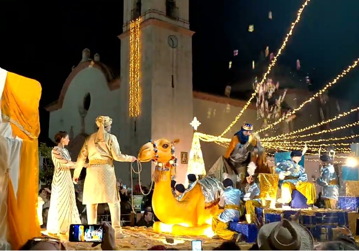 Imagen de una de las carrozas de la cabalgata de Reyes Magos más antigua de Andalucía