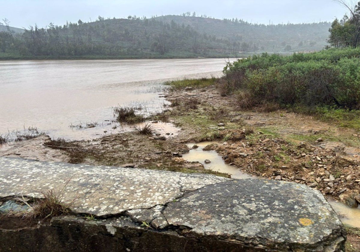 Embalse de Monte Félix-Toril