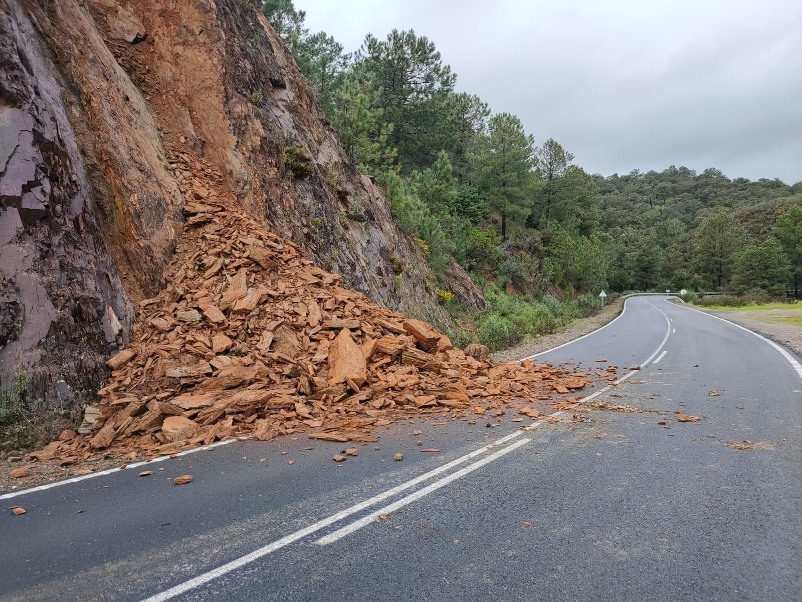 El paso de la borrasca Jana por la provincia de Huelva, en imágenes