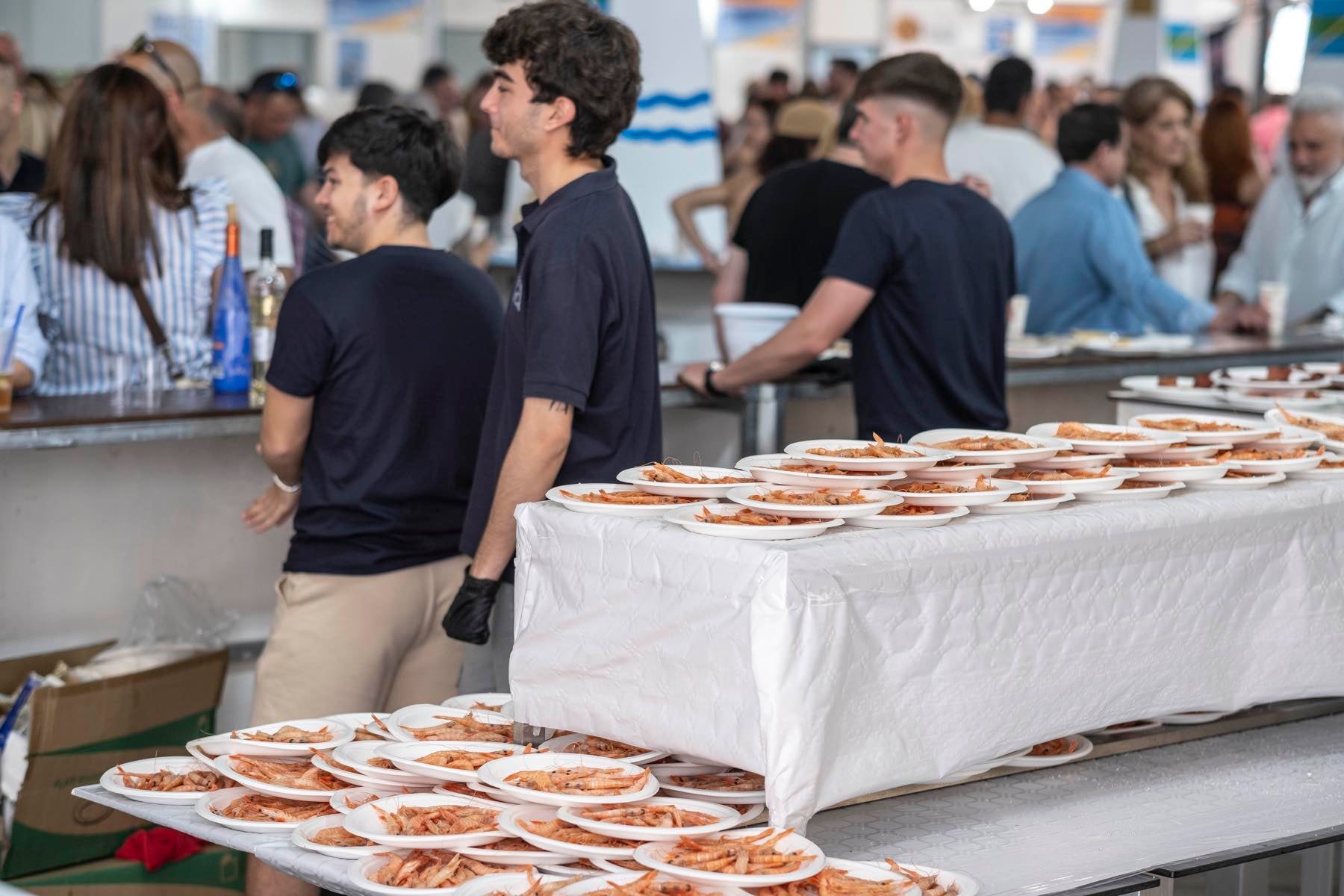 La jornada inaugural de la Feria de la Gamba de Punta Umbría, en imágenes