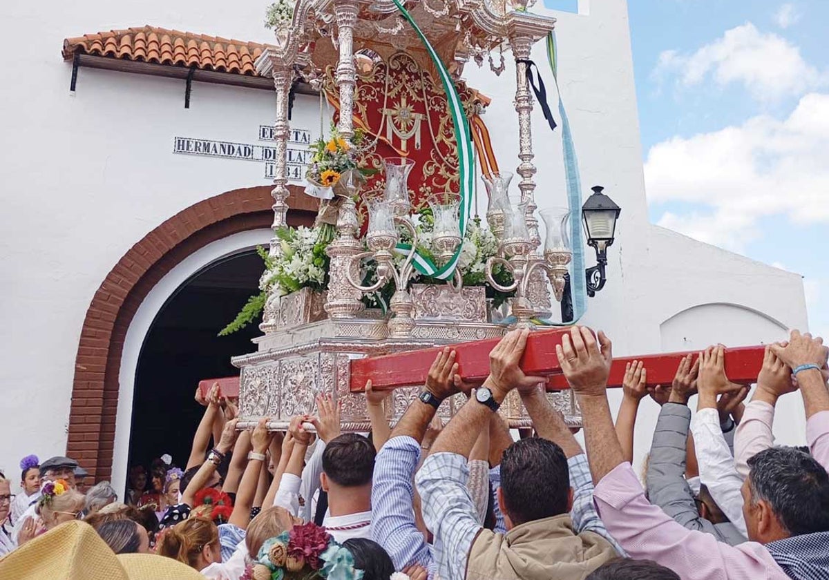 Un momento de la la romería puntaumbrieña
