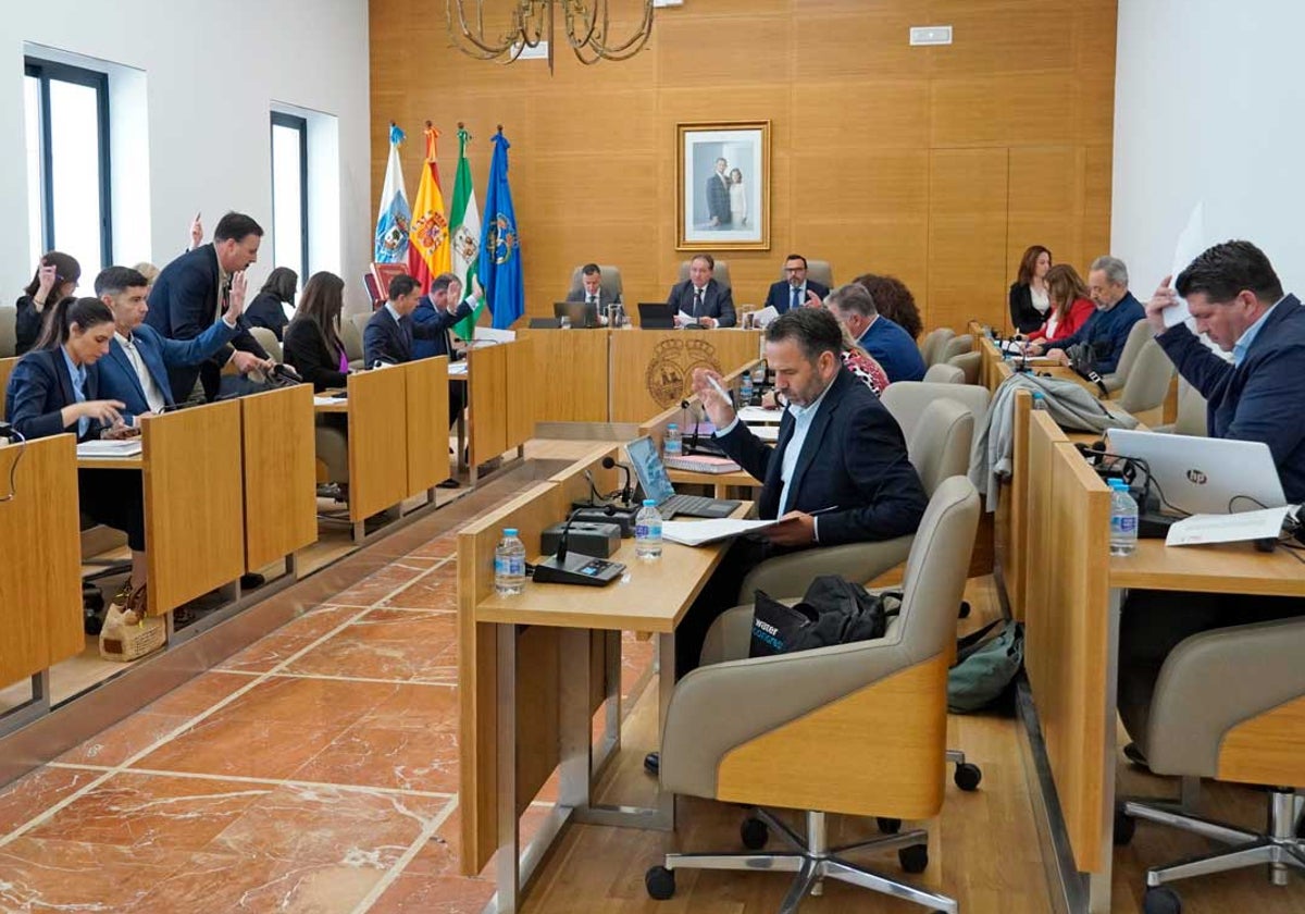 Un instante del pleno celebrado este miércoles