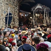 Recibimiento multitudinario el sábado por la noche a la Virgen de la Bella por parte de sus paisanos