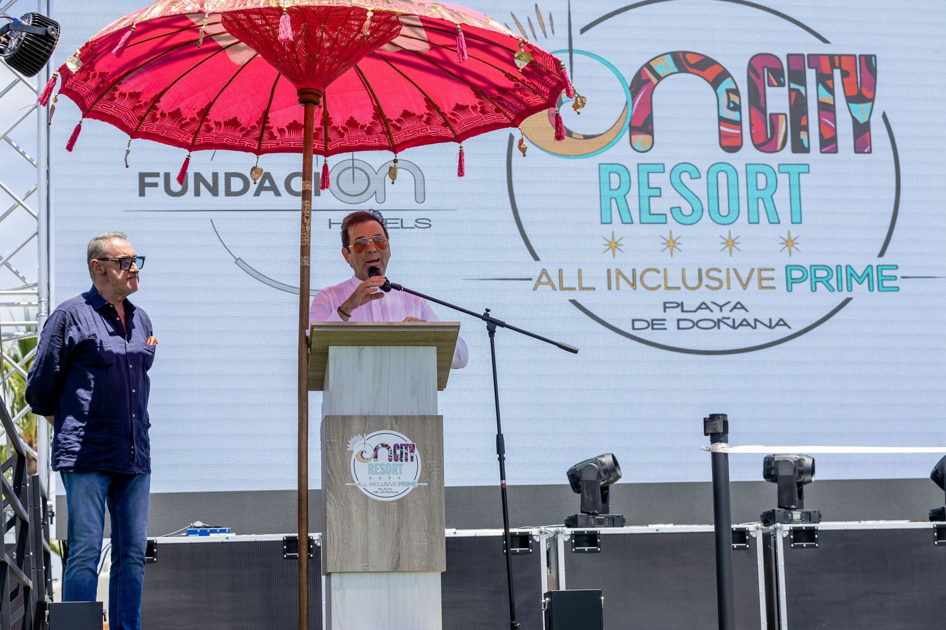 La inauguración del On City Resort de Matalascañas, en imágenes