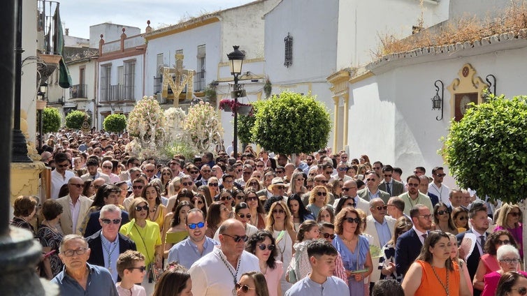 Domingo grande en La Palma del Condado para cerrar las fiestas de la Santa Cruz de la Calle Cabo