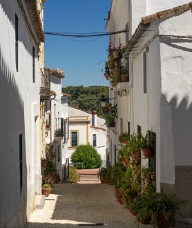 Imagen secundaria 2 - Ni Aracena ni Jabugo: este es el pueblo más bonito de Huelva según una empresa de viajes