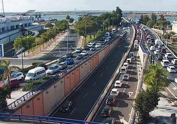 Los empresarios estallan ante los colapsos en los accesos a Huelva: «Echan por tierra el trabajo de promoción del destino»