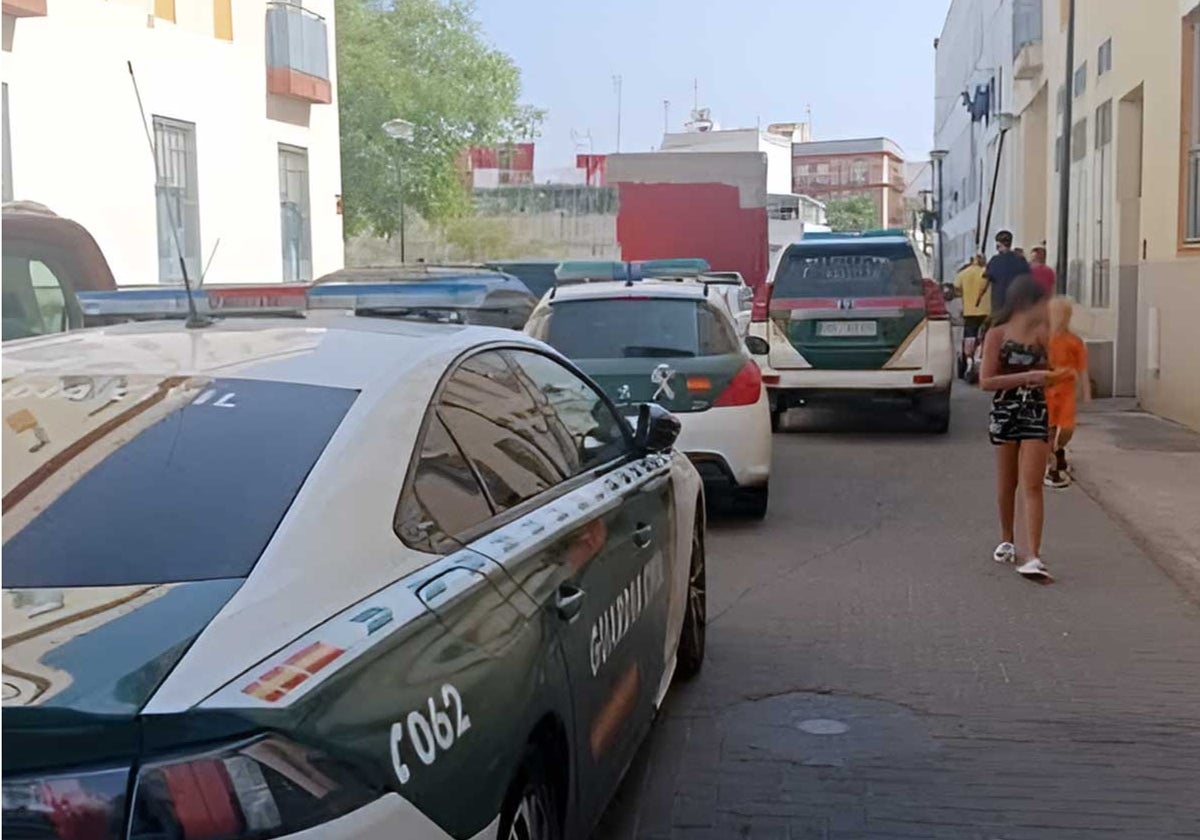 La Guardia Civil, este miércoles, en la zona donde tuvieron lugar los hechos