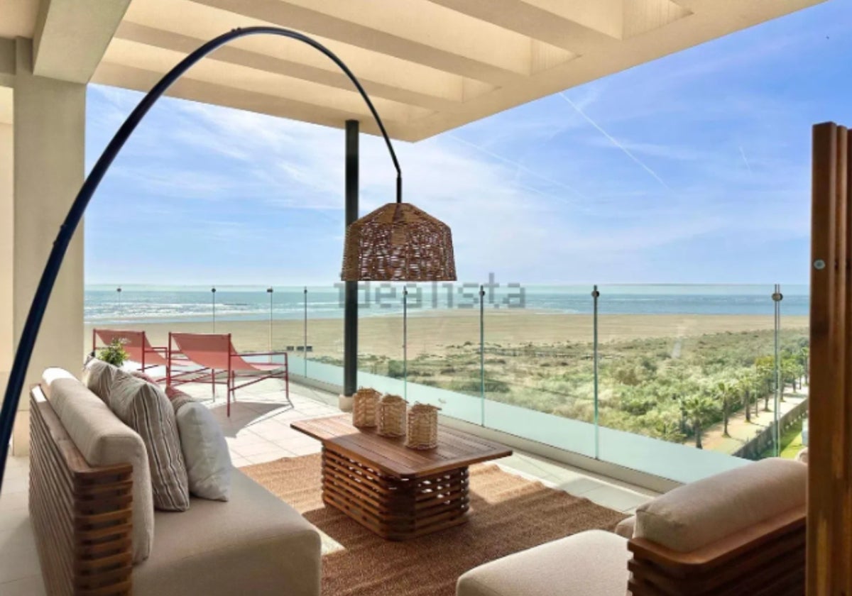 El ático con la terraza más espectacular de la provincia de Huelva sale a la venta: sus vistas te enamorarán