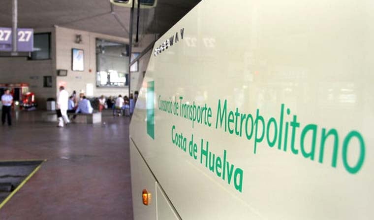 El Consorcio de Transporte de la Costa de Huelva revisa al alza todas sus tarifas