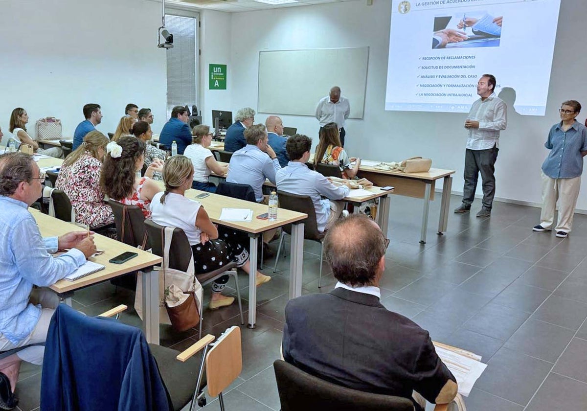 Curso 'Peritación médica y odontológica'