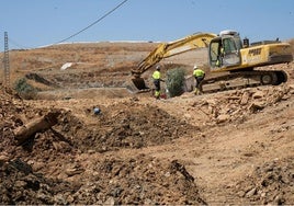 Actúan ante el afloramiento de agua en un antiguo vaso del vertedero de Villarrasa
