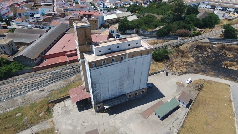 Casi un millón de euros para convertir el silo más antiguo de la provincia de Huelva en un atractivo turístico