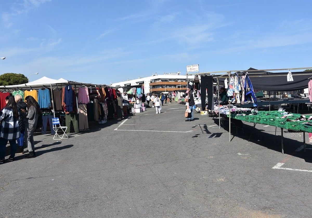 Imagen del mercadillo de Punta Umbría